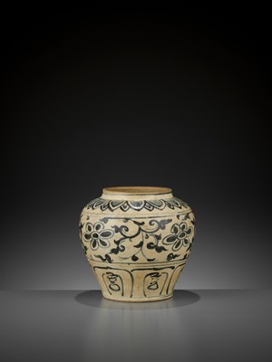 Lot 161 - A VIETNAMESE BLUE AND WHITE ‘FLORAL’ JAR, 15TH CENTURY