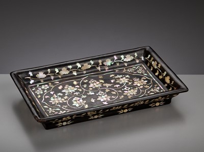 Lot 553 - A MOTHER-OF-PEARL-INLAID BLACK LACQUER RECTANGULAR TRAY, JOSEON DYNASTY