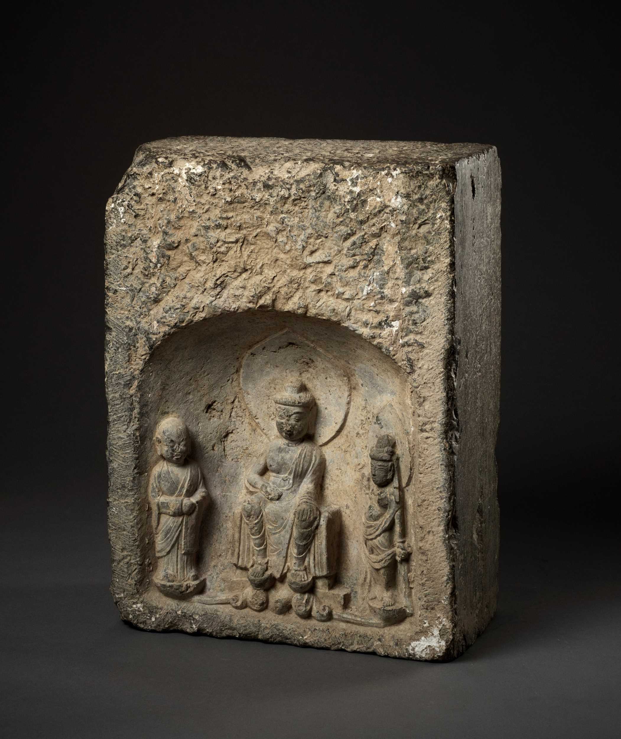 Lot 492 - A MONUMENTAL LIMESTONE BUDDHIST STELE, TANG DYNASTY