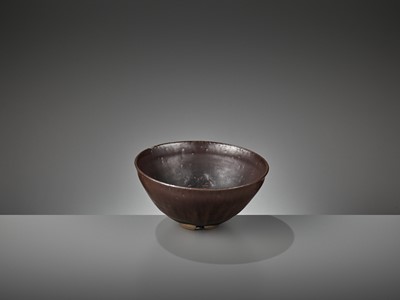Lot 148 - A RARE JIAN ‘HARE’S FUR’ BOWL WITH FLORAL DECORATION, JIN DYNASTY