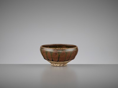Lot 605 - A SMALL RUSSET-SPLASHED ‘HARE’S FUR’ BOWL, SONG DYNASTY
