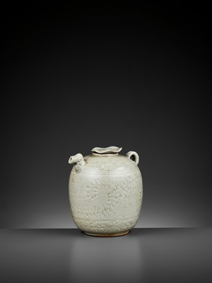Lot 159 - A QINGBAI EWER AND COVER, NORTHERN SONG TO YUAN DYNASTY