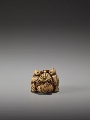 Lot 216 - A VERY RARE 17TH CENTURY IVORY NETSUKE OF TWO CHINESE BOYS WITH HOTEI’S SACK