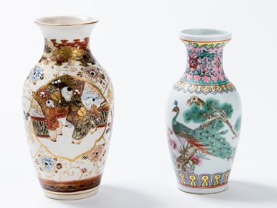 A CHINESE PORCELAIN VASE AND A JAPANESE SATSUMA VASE, 20TH CENTURY