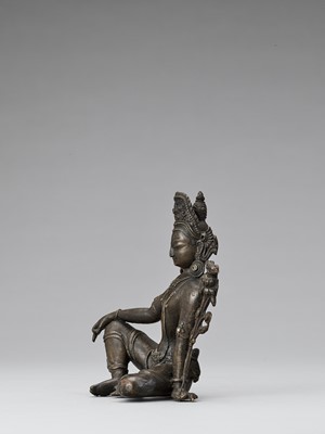Lot 562 - A NEPALESE BRONZE FIGURE OF INDRA, 18th-19th CENTURY