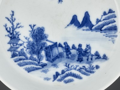 Lot 700 - A PAIR OF BLUE AND WHITE DISHES, LATE QING TO REPUBLIC PERIOD