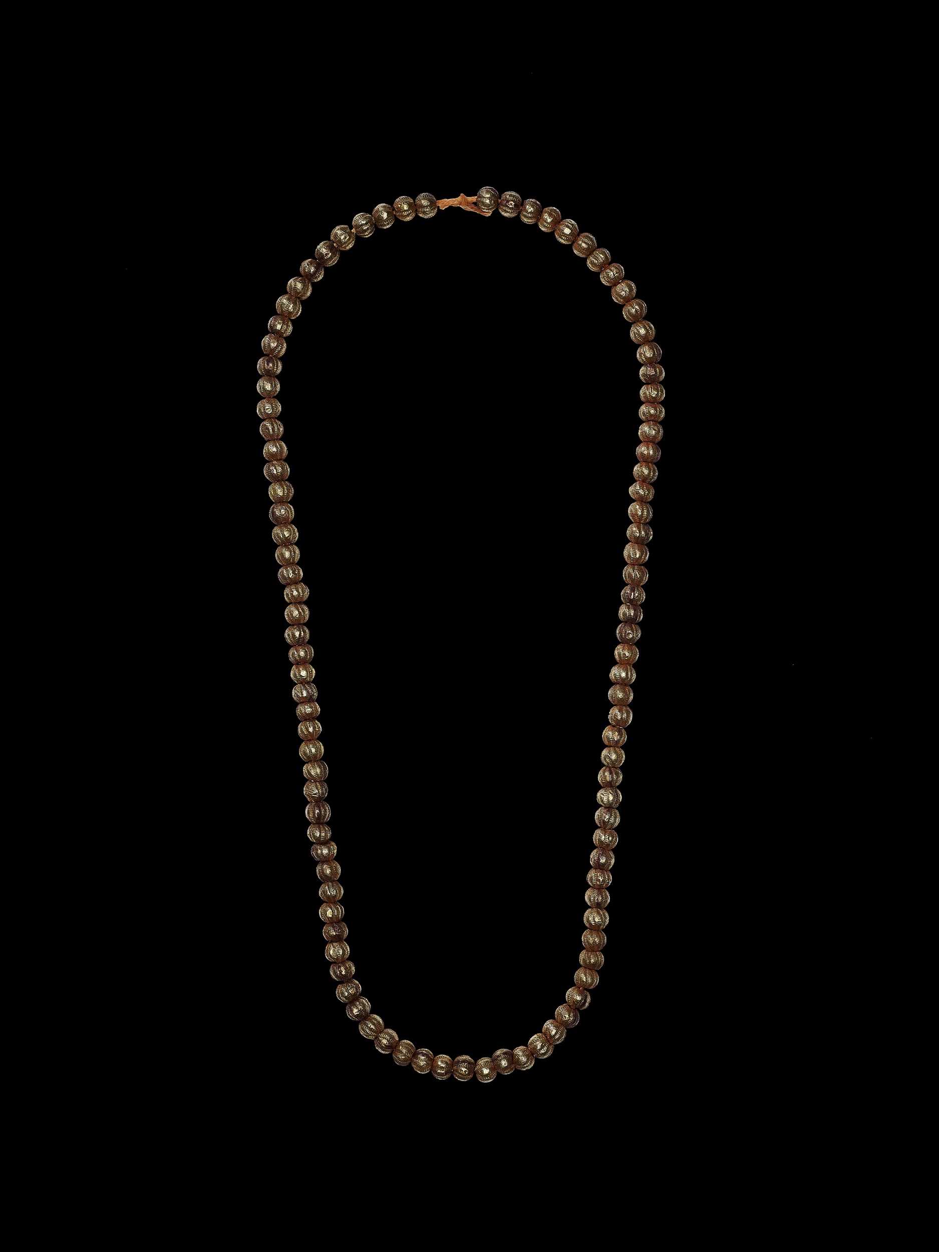 Lot 1275 - A BURMESE NECKLACE WITH 100 GILT DRY LACQUER BEADS