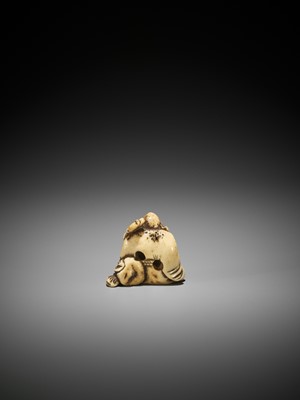 Lot 420 - A STAG ANTLER NETSUKE OF HOTEI