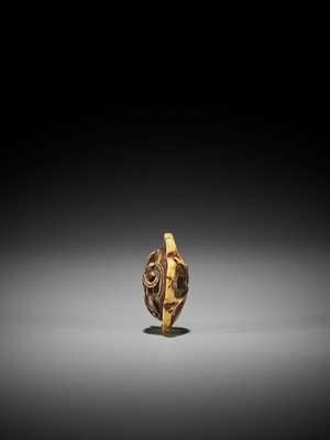 Lot 273 - A FINE STAG ANTLER RYUSA NETSUKE OF THE THREE FRIENDS OF WINTER, ATTRIBUTED TO RENSAI