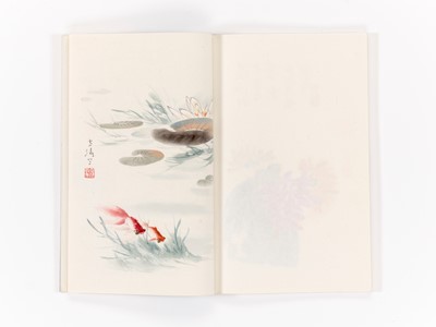 Lot 675 - AN ALBUM OF ‘QI BAISHI’ WOODBLOCK PRINTS BY RONGBAOZHAI, DATED 1955