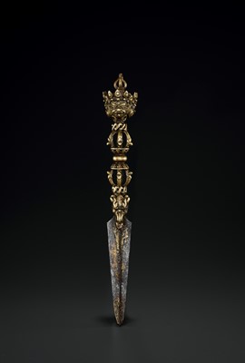 Lot 456 - A BRONZE AND IRON PHURBA, 17TH CENTURY OR EARLIER