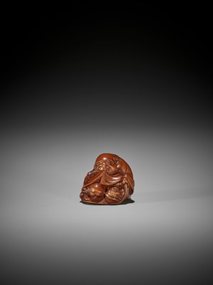 Lot 153 - OTOMAN: A MASTERFUL WOOD NETSUKE OF HOTEI WITH TWO CHILDREN