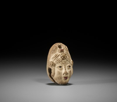 Lot 109 - A CERAMIC MINIATURE BELL DEPICTING THE HEAD OF A MANCHURIAN LADY