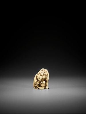 Lot 53 - TOMOTADA: AN EXCEPTIONAL IVORY NETSUKE OF A TIGRESS AND CUB
