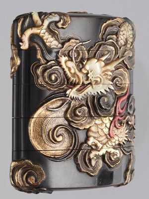 Lot 328 - AN INLAID LACQUER FOUR-CASE INRO DEPICTING A DRAGON