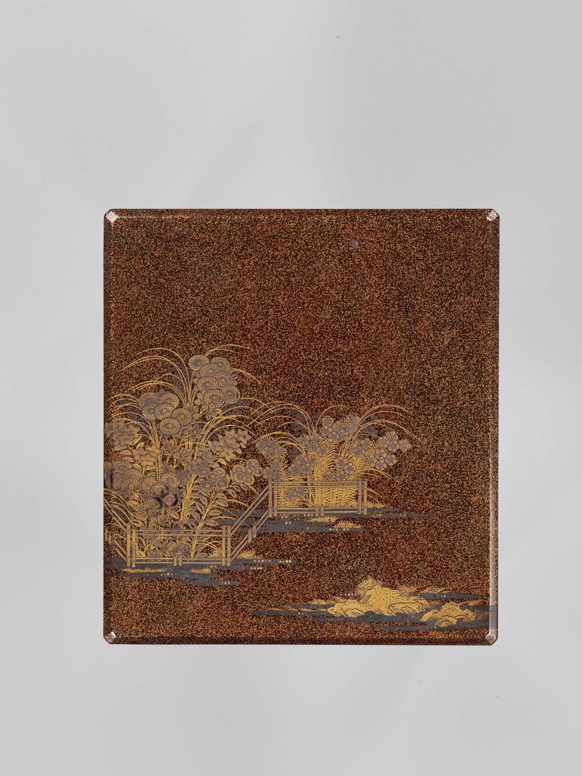 Lot 98 - A LACQUER SUZURIBAKO WITH THE SEVEN FLOWERS OF AUTUMN