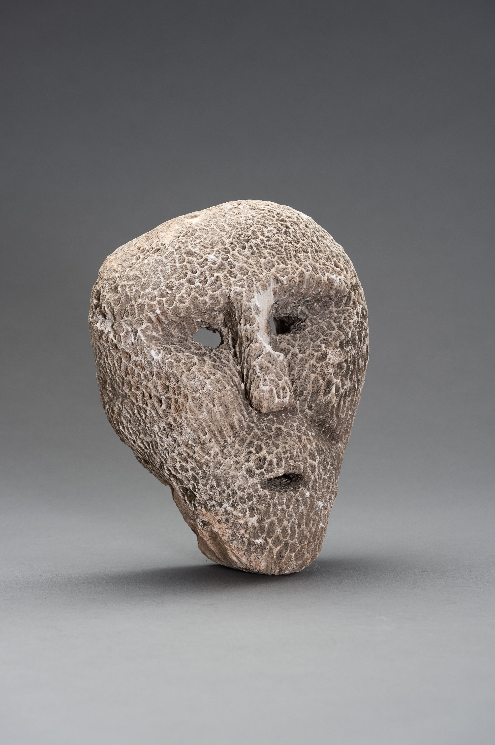 Ocean Rituals Mask Lot 546 - A RITUAL WHITE CORAL MASK