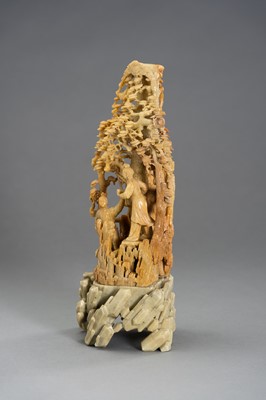 Lot 198 - A STUNNNING LARGE SOAPSTONE CARVING