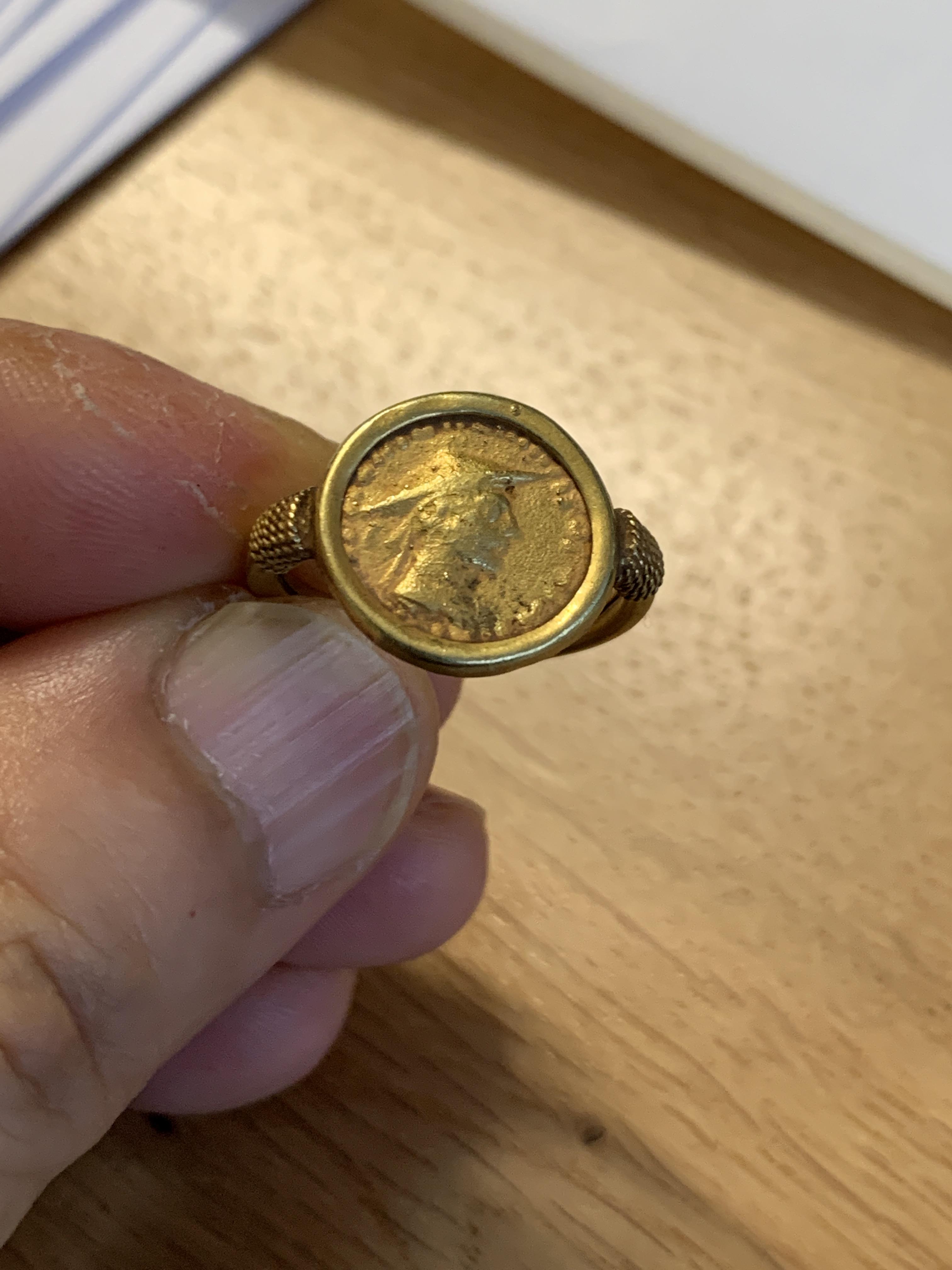 Lady liberty gold hot sale coin ring