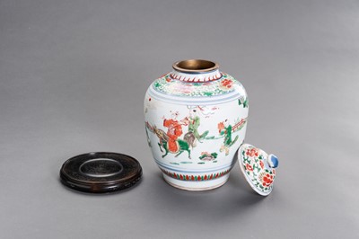 Lot 301 - A WUCAI ENAMELED PORCELAIN JAR AND COVER, MING DYNASTY