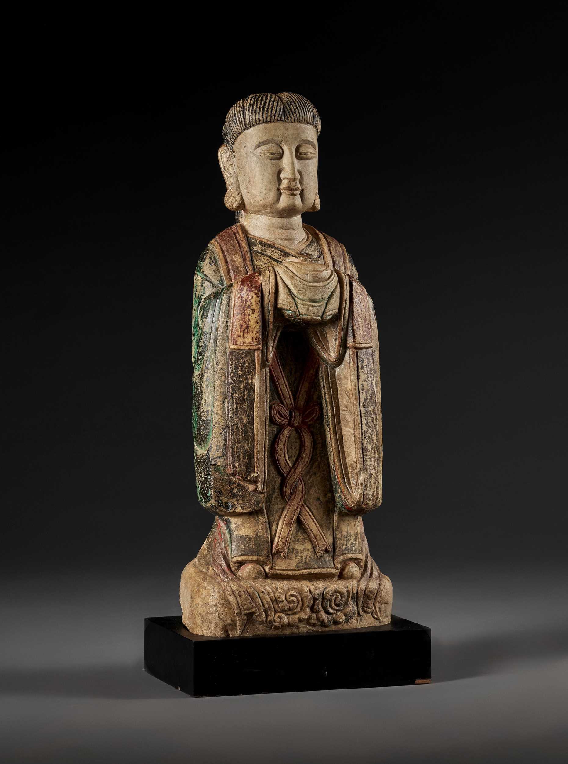 Lot 366 - A RARE AND MONUMENTAL PAINTED MARBLE FIGURE OF A ‘WINE SERVANT’, LIAO DYNASTY