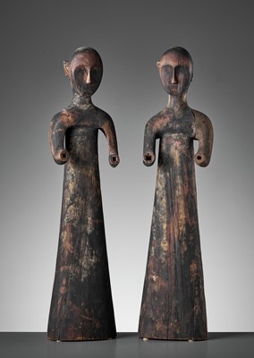 Lot 360 - A PAIR OF PAINTED WOODEN ‘BEAUTIES’, EASTERN ZHOU DYNASTY