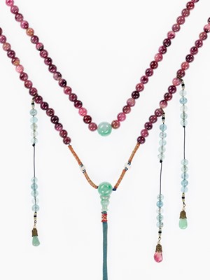 Lot 39 - AN IMPRESSIVE TOURMALINE COURT NECKLACE, CHAOZHU, MID-QING