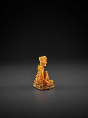 Lot 49 - A FINE TIANHUANG FIGURE OF AN EMACIATED LUOHAN, MID-QING
