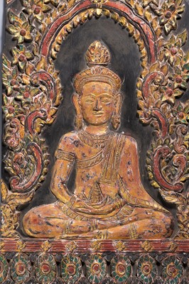 Lot 1322 - A LARGE CARVED WOOD PANEL DEPICTING BUDDHA