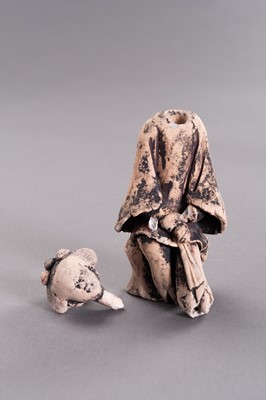 Lot 733 - A GROUP OF FIVE CERAMIC SHIPWRECK FIGURINES