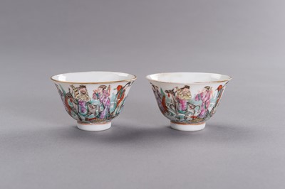 Lot 815 - A PAIR OF TWO CHINESE PORCELAIN CUPS