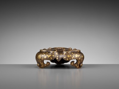 Lot 355 - A GOLD-SPLASHED BRONZE TRIPOD CENSER STAND, 17TH-18TH CENTURY