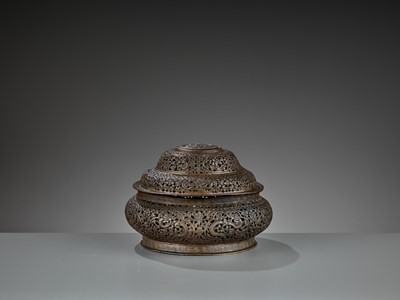 Lot 14 - AN OPENWORK COPPER-REPOUSSÉ CENSER AND COVER, LATE MING TO EARLY QING