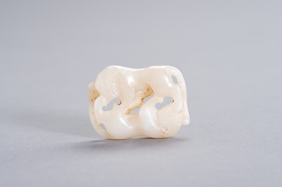 Lot 171 - A WHITE JADE DOUBLE CAT CARVING