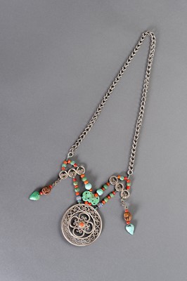 Lot 108 - A TIBETAN CHINESE NECKLACE
