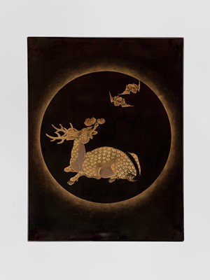 Lot 164 - A SUPERB LACQUER SUZURIBAKO DEPICTING A STAG AND TWO BATS