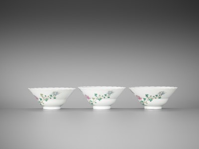 Lot 284 - A SET OF THREE FAMILLE ROSE ‘QUAIL’ OGEE BOWLS, GUANGXU MARK AND PERIOD