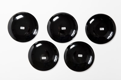 Lot 252 - A SET OF FIVE LACQUERED DISHES, TAISHO/SHOWA