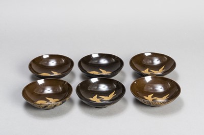 Lot 409 - A SET OF LACQUERED BOWLS, MEIJI/TAISHO