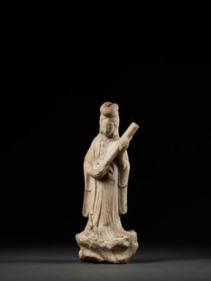 Lot 365 - A WHITE MARBLE FIGURE OF A COURT LADY, TANG-SONG DYNASTY