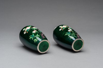 Lot 82 - A PAIR OF ANDO STYLE GINBARI CLOISONNÉ VASES