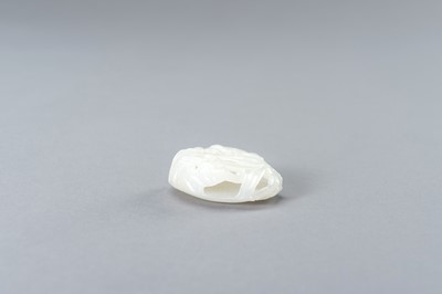 Lot 274 - A RETICULATED WHITE JADE PENDANT WITH BATS AND BAMBOO