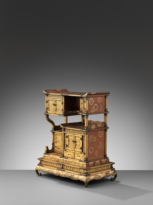 A SUPERB AND RARE SMALL GOLD-LACQUER SHODANA (DISPLAY CABINET) WITH STAND