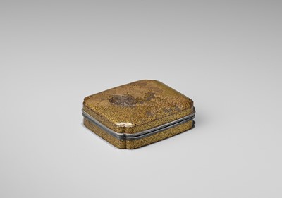 Lot 395 - A FINE AND EARLY LACQUER KOGO (INCENSE BOX) AND COVER WITH KIKU FLOWERS AND SPIDER WEB