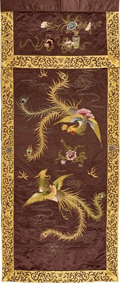 Lot 499 - AN EMBROIDERED ‘PHOENIX’ SILK HANGING, QING DYNASTY