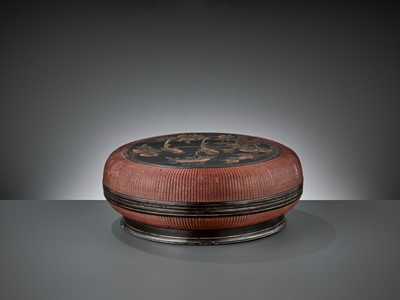 Lot 327 - A PAINTED LACQUER ‘BASKETWEAVE’ BOX AND COVER, DATED 1647