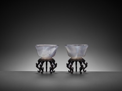 Lot 36 - A PAIR OF AGATE CUPS, QING DYNASTY