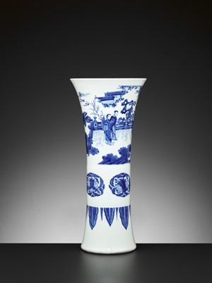 Lot 207 - A BLUE AND WHITE ‘ROMANCE OF THE WESTERN CHAMBER’ BEAKER VASE, 17TH CENTURY