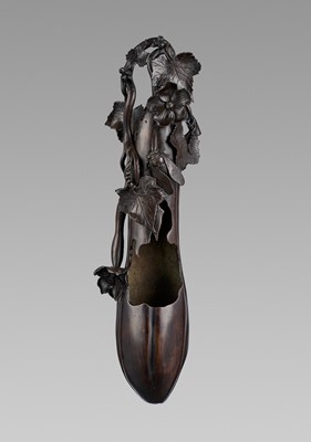 Lot 4 - A FINE BRONZE HANGING FLOWER VASE (HANAIKE) WITH LEAFY GOURD AND CICADA