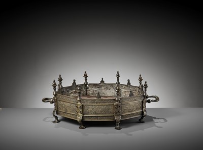 Lot 909 - AN OCTAGONAL BRASS BRAZIER, 17TH-18TH CENTURY